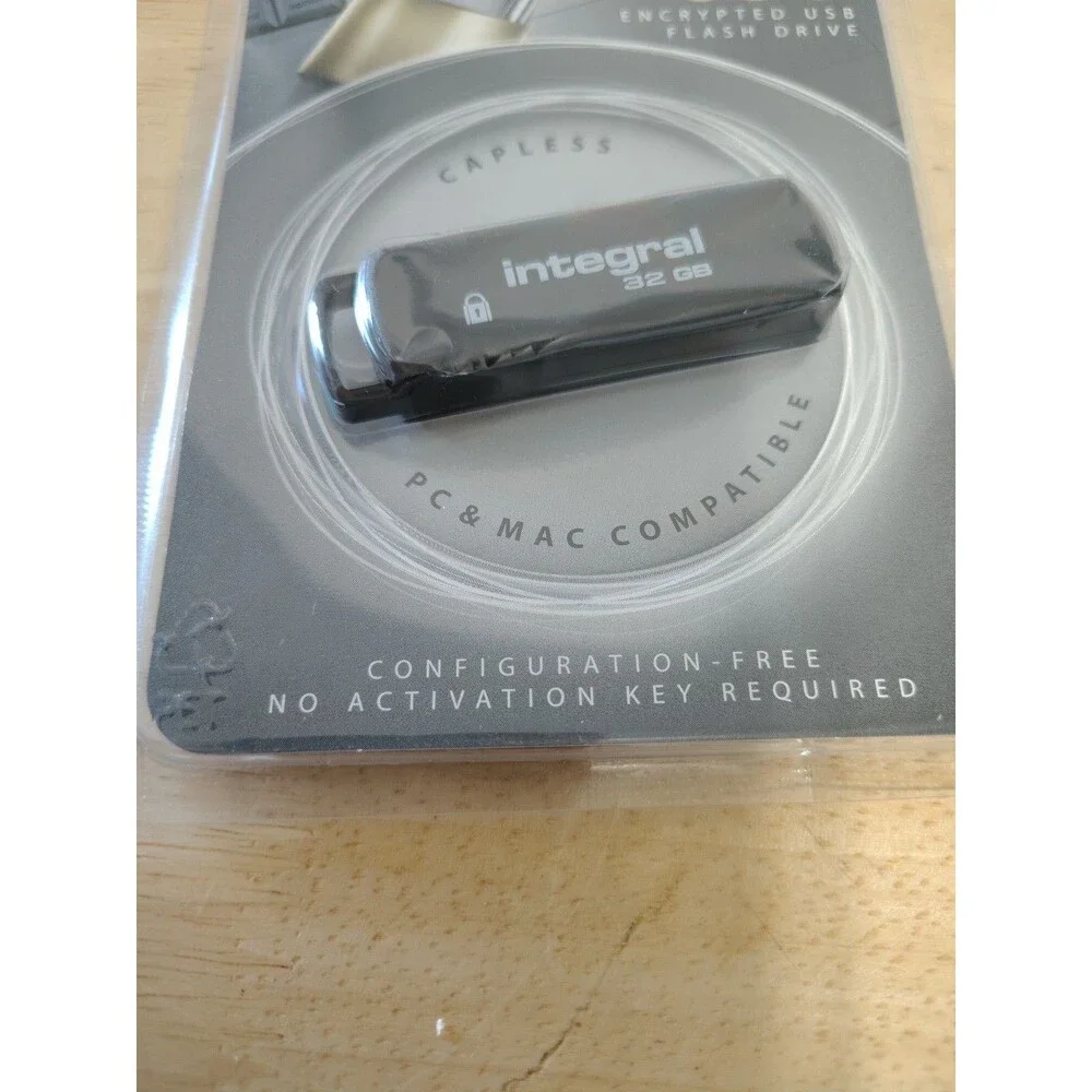 Integral 32GB USB 3.0 Flash Drive 256-bit AES Encryption Ultimate Security NEW